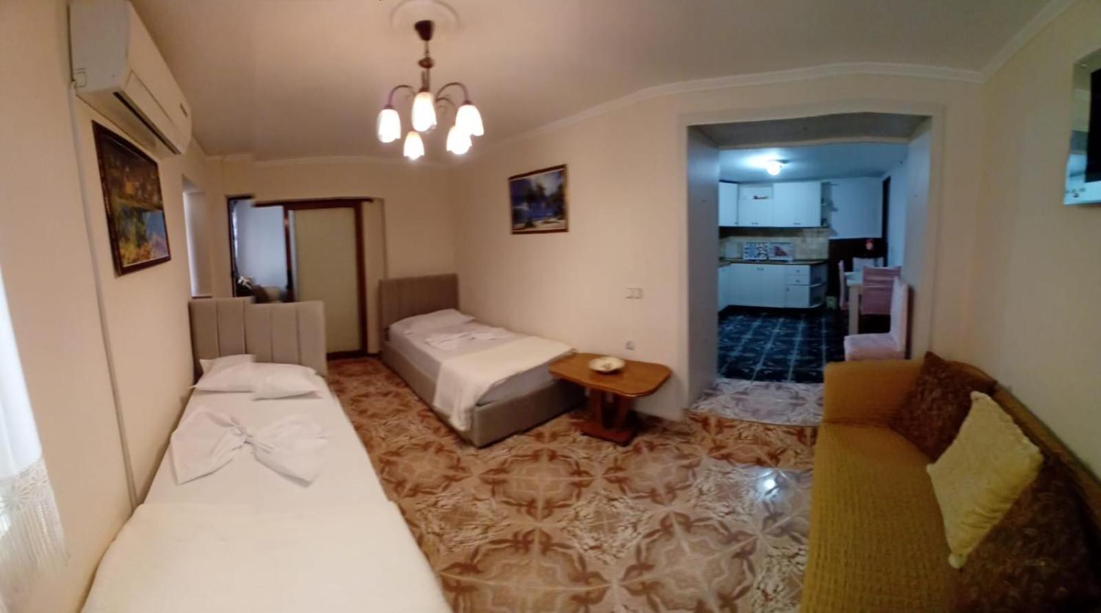 Gogo'S Sea Side Apartment Саранда Экстерьер фото